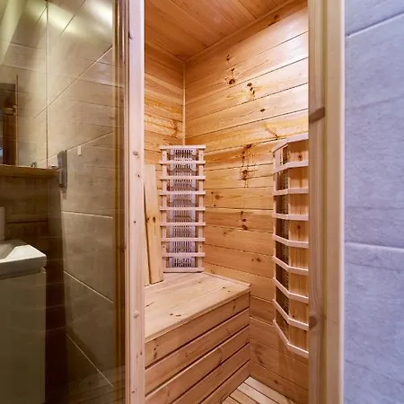 Marel - Apartament 31 Sauna Zdroj 波兰尼卡-兹德鲁伊